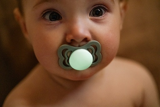 Supreme Latex Pacifier 2 Pack